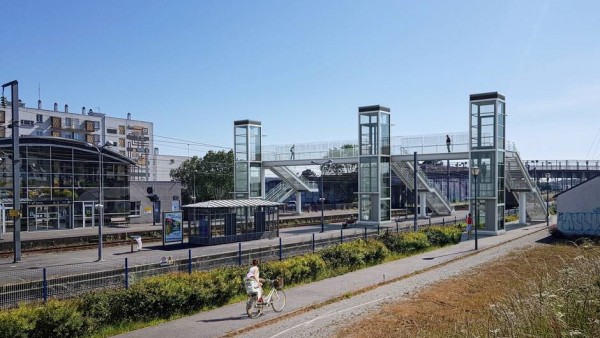 Construction d’une passerelle métallique pour la gare de Landerneau