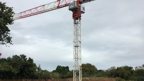 Construction d’une centrale de groupes électrogènes au CHRU de Brest (29)